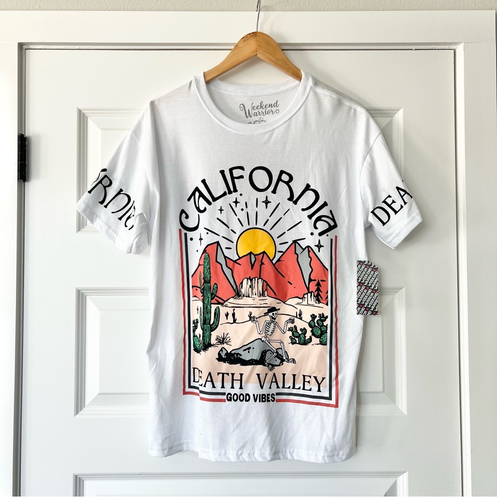 Weekend Warrior Death Valley California Desert Graphic Tee White Women's L NWT